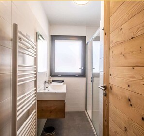 Shower, hair dryer, towels - L'évasion I T3 I Les Gets (Les Gets)
