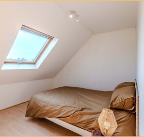 1 bedroom, iron/ironing board, WiFi, bed sheets - Chez Juliette I T2 I Thonon-les-bains (Thonon-les-Bains)