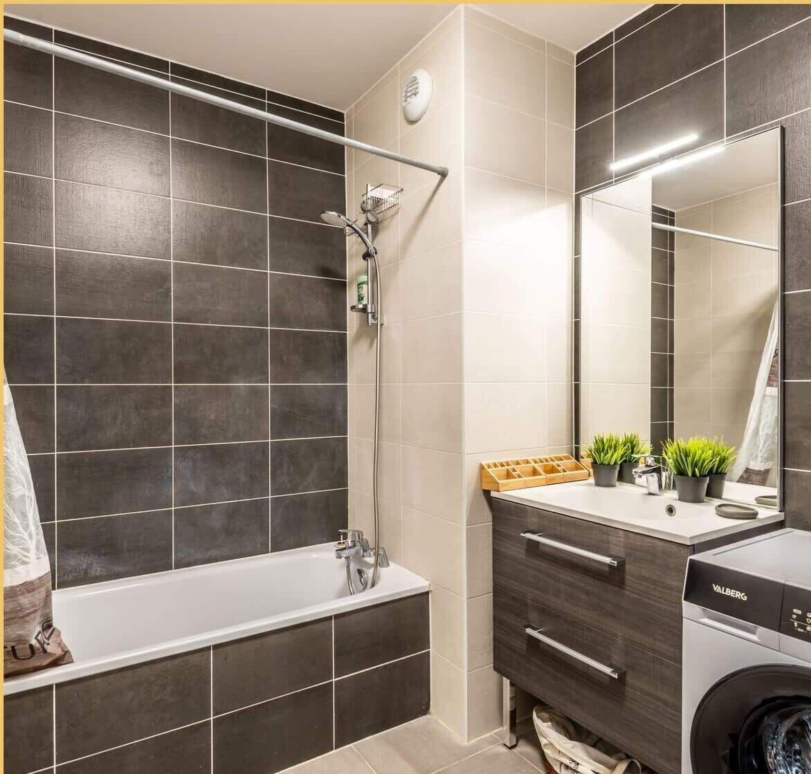 Shower, hair dryer