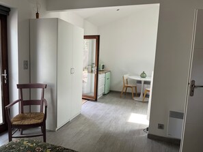 Interior - À la Croisée des Sens guest room (Carcassonne)