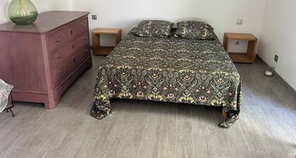 Chambre dâhĂŽtes Ă la CroisĂ©e des Sens