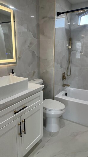 Bathroom - San Diego 1BR 1BA Condo | Near Zoo and Downtown (San Diego)