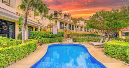 Casa Elevación | Ocean-View Rooftop Retreat | Pool | Fiber WiFi