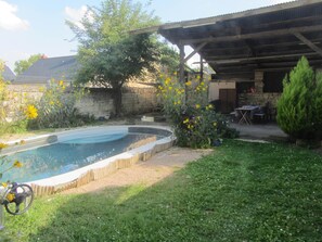 Pool - Village house with 2 bedrooms, garden and outdoor swimming pool (Distré)