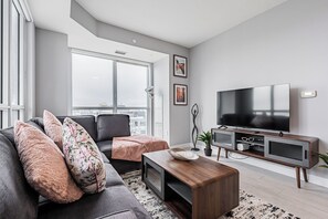 Deluxe Studio, City View | Living area - Starlight Hotel (Toronto)