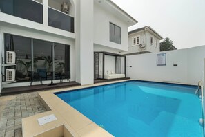 Outdoor pool - Aima Apartments  (Lekki)