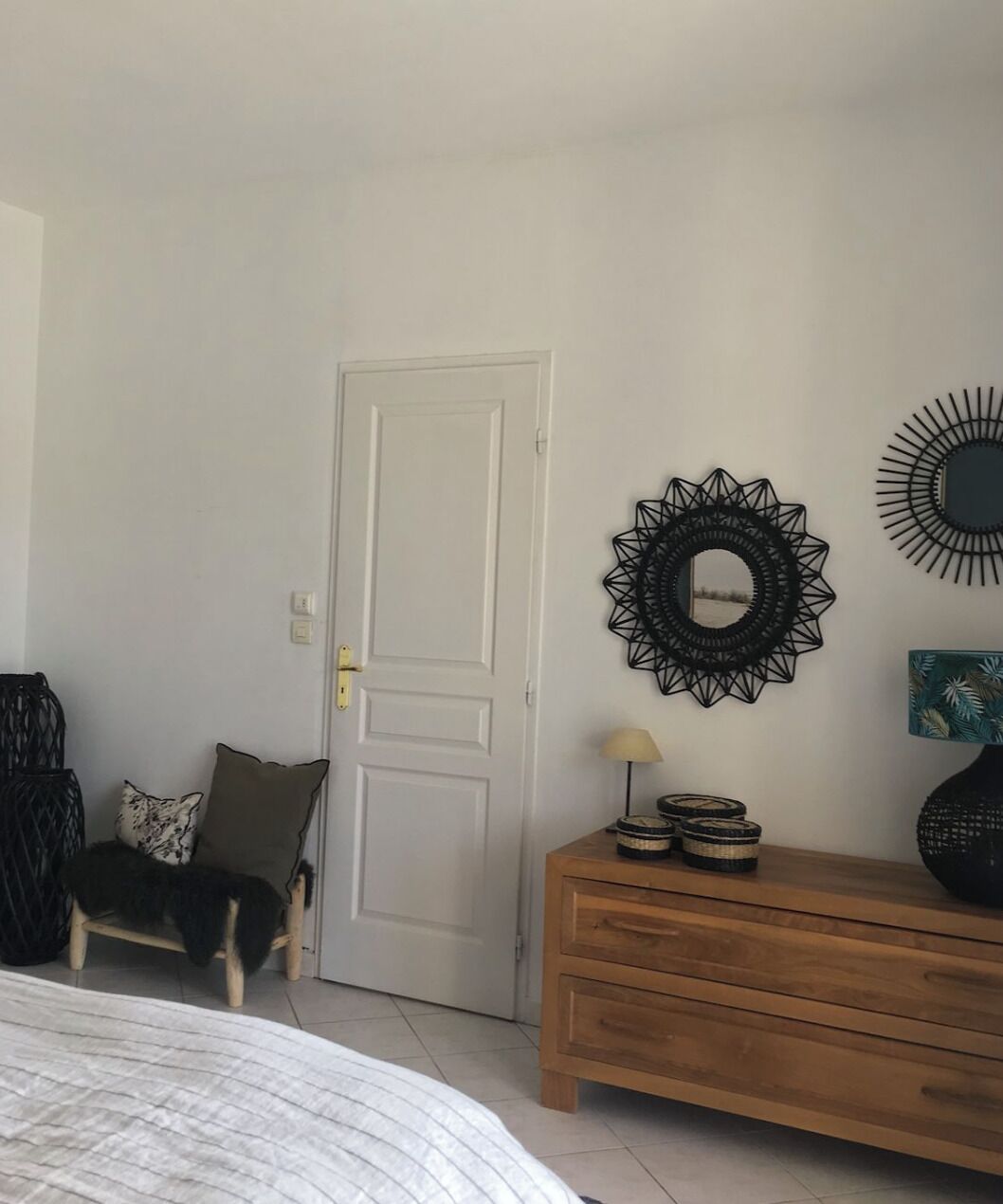4 chambres, fer et planche à repasser, Wi-Fi, draps fournis