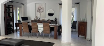 Aux portes de Montpellier - Maison de campagne 8 Ă 10 personnes