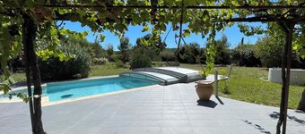 Near Montpellier - Country house 8 to 10 persons