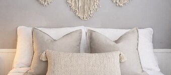 Private Studio • Central Tampa • Near Downtown & Zoo • Kitchen • Free Parking