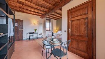 Deluxe Double Room | Interior