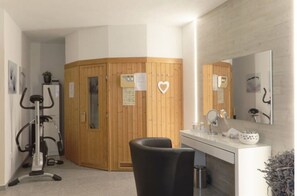 House | Sauna - Holiday Home in Gonnersdorf Near Badesee (Gonnersdorf)