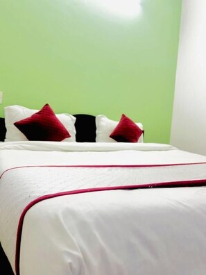 Deluxe Double Room, Balcony, City View | Free WiFi - Angel paradise (Jaipur)
