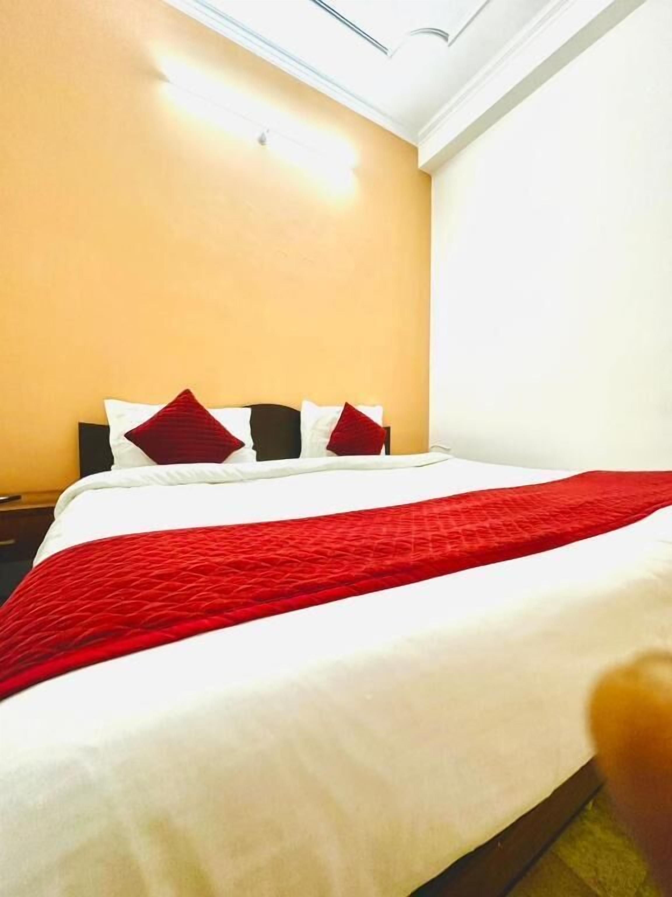 Deluxe Double Room, Balcony, City View