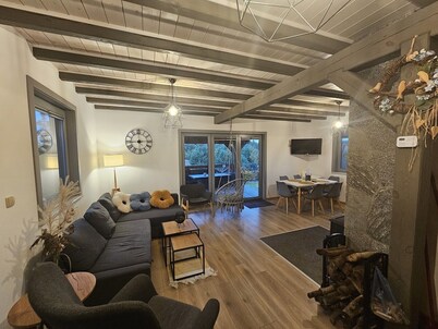 Comfortable Holiday Home With a Covered Terrace