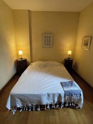 3 chambres, fer et planche à repasser, Wi-Fi