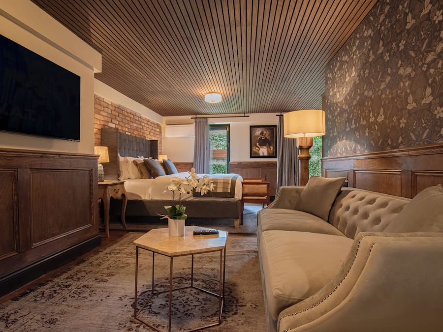 Deluxe Double or Twin Room | In-room safe, iron/ironing board, free WiFi