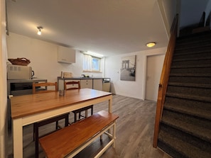 Dining - Peaceful Lake Constance Retreat – Apartment Near the Water (Ermatingen)