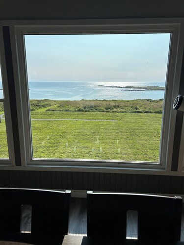 Oceanfront House with Amazing Views!