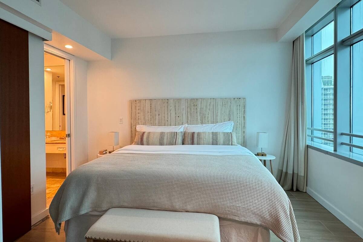 Deluxe Double Room, Marina View