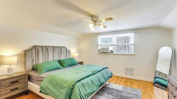 House (5 Bedrooms) | Interior