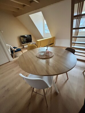 Interior - La Réception des Duc - Dijon Historic Center (Dijon)