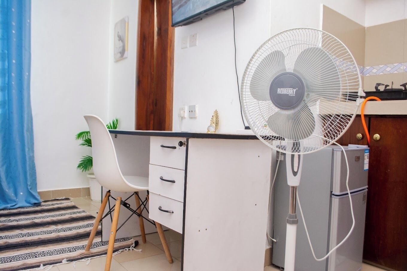 Deluxe Studio Suite | Private kitchen