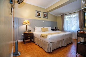 5 bedrooms, in-room safe, iron/ironing board, travel cot