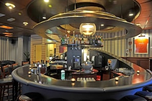 Bar (on property) - Making The Best Memories Along The Way! Indoor Pool, Free Parking! (Berg en Dal)