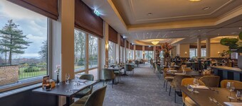 Unwind in a Room w/ Stunning Views & Relaxing Atmosphere! Indoor Pool, Parking!