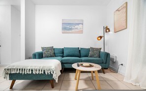 Apartment - Zen Bamboo Cozy - Modern - Central (Darwin)