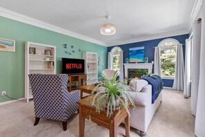 House - Private 5BD Country Escape With Spa Pool Fire Pit (Port Republic)