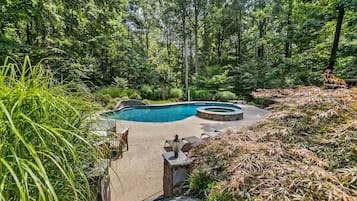 House | 5 bedrooms, Internet