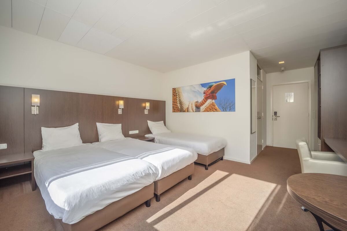 3 chambres, fer et planche à repasser, Wi-Fi gratuit, draps fournis