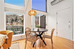 Dining - Downtown apartments with water view and parking (Saugatuck)