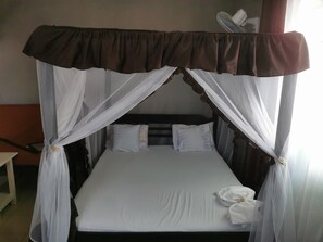 Habitación doble | Wifi gratis y ropa de cama