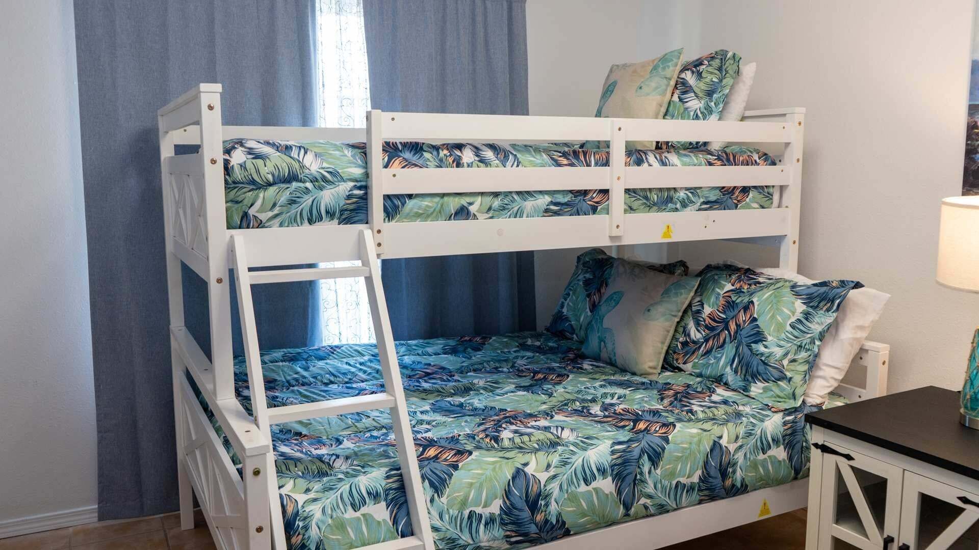 Apartamento, 2 quartos | 2 quartos, ferros/tábuas de passar roupa, Wi-Fi de cortesia