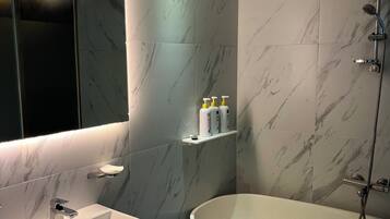 Kamar Double Basic | Kamar mandi