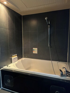 Chambre Double | Salle de bain