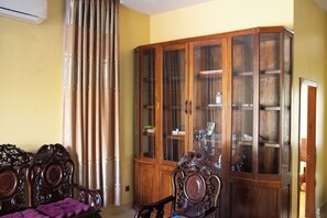 Interior - Private 3-bedroom Family Villa in Siem Reap 2.8 Km to Angkor Wat Pet Friendly (Krong Siem Reap)