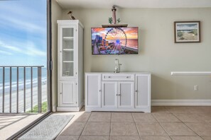 Interior - Oceanfront 1 BR Condo - Carolina Reef #705 (North Myrtle Beach)
