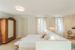 2 chambres, fer et planche Ă repasser, Wi-Fi, literie fournie