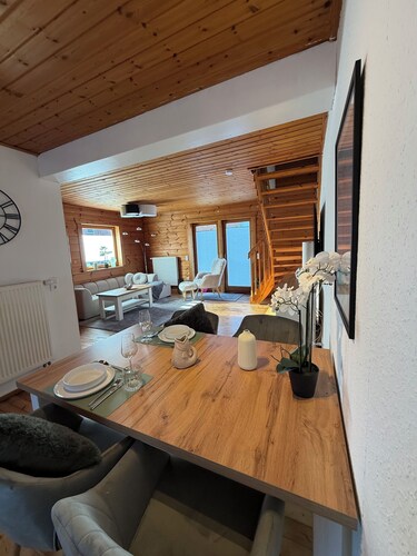 Charming wooden house in an idyllic location - perfect for switching off