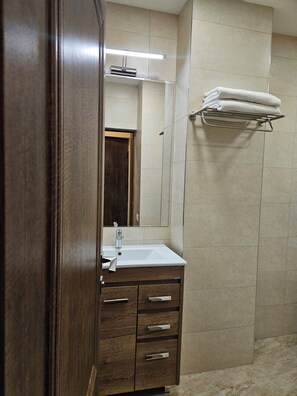 Căn hộ Deluxe | Phòng tắm