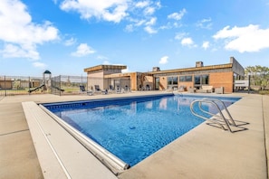 Beheizter Pool