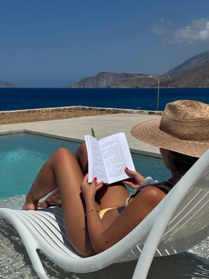 Piscina all'aperto, una piscina riscaldata