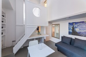 Smart TV - Conduits Loft-city center  (Roma)