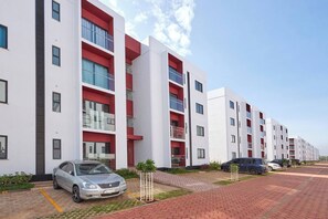 Apartemen, 2 kamar tidur | Tempat parkir | Parkir mandiri gratis