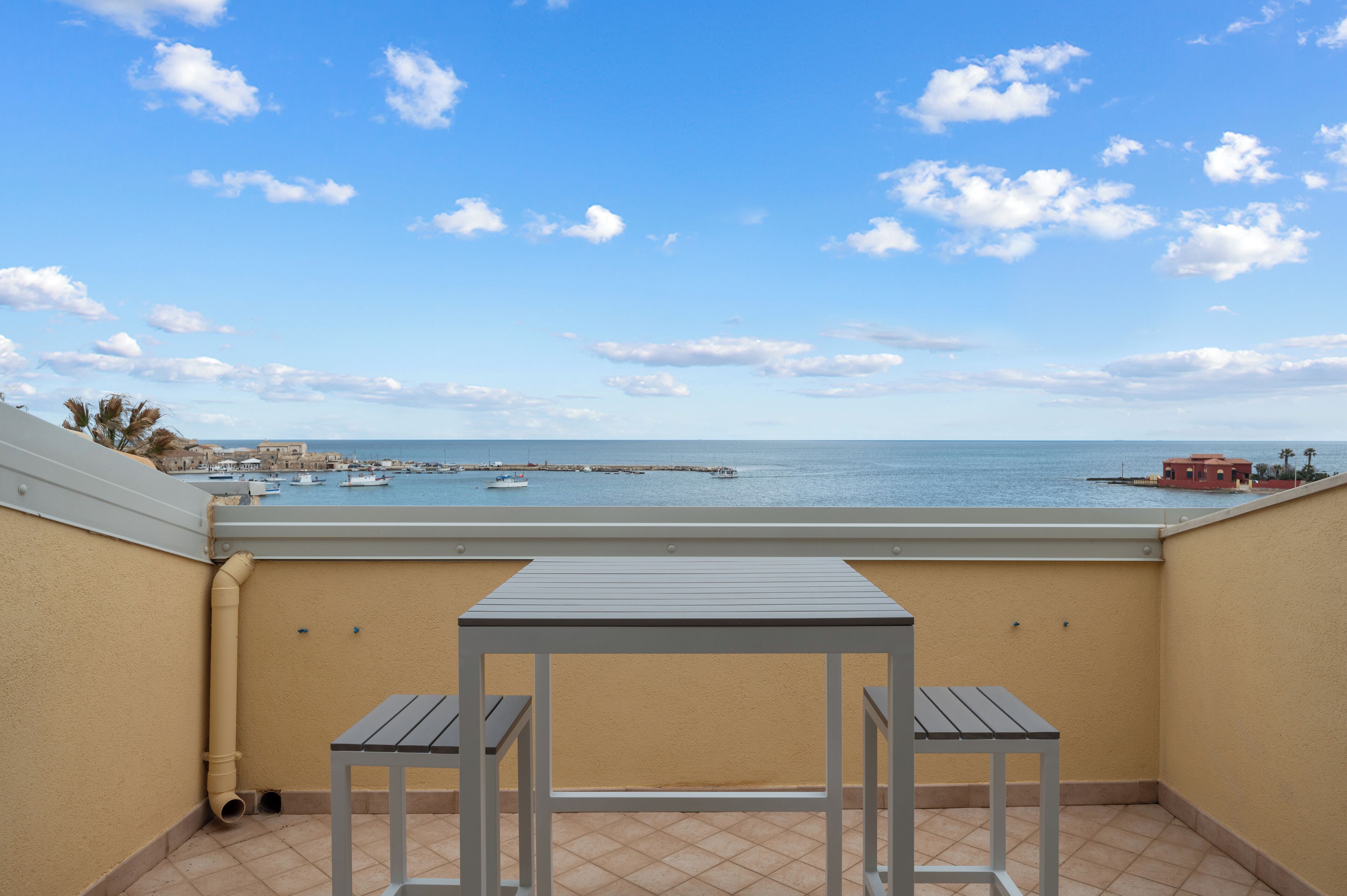Deluxe Apartment, Non Smoking, Sea View | Outdoor dining