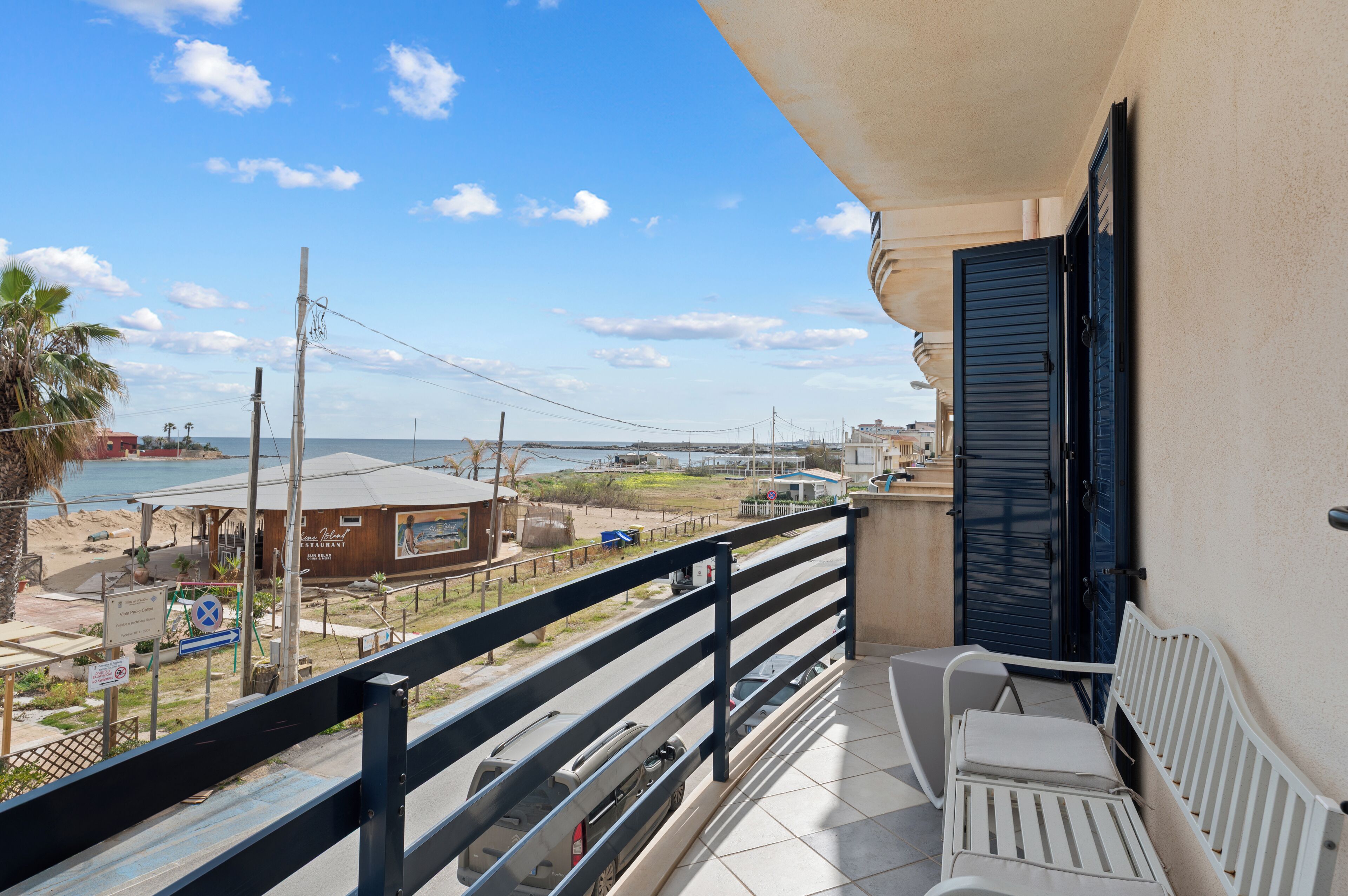 Standard-Apartment, Balkon, Meerblick | Unterkunftsgelände